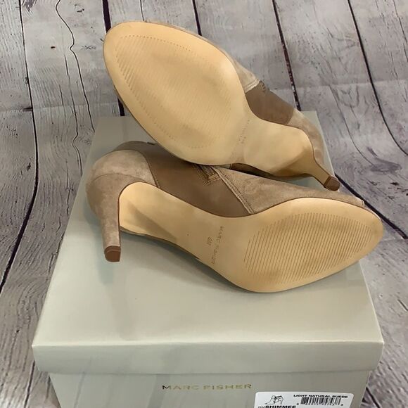 Marc Fisher Shimmee Size 8M Natural Suede - Picture 7 of 10